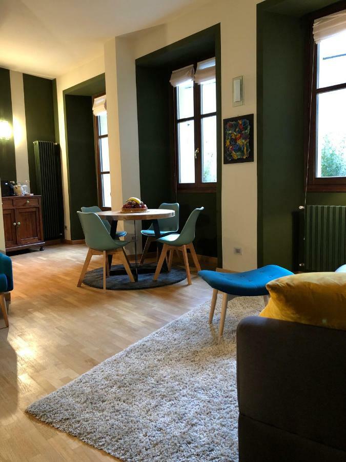 La Via Degli Artisti Apartment Arona Exterior foto